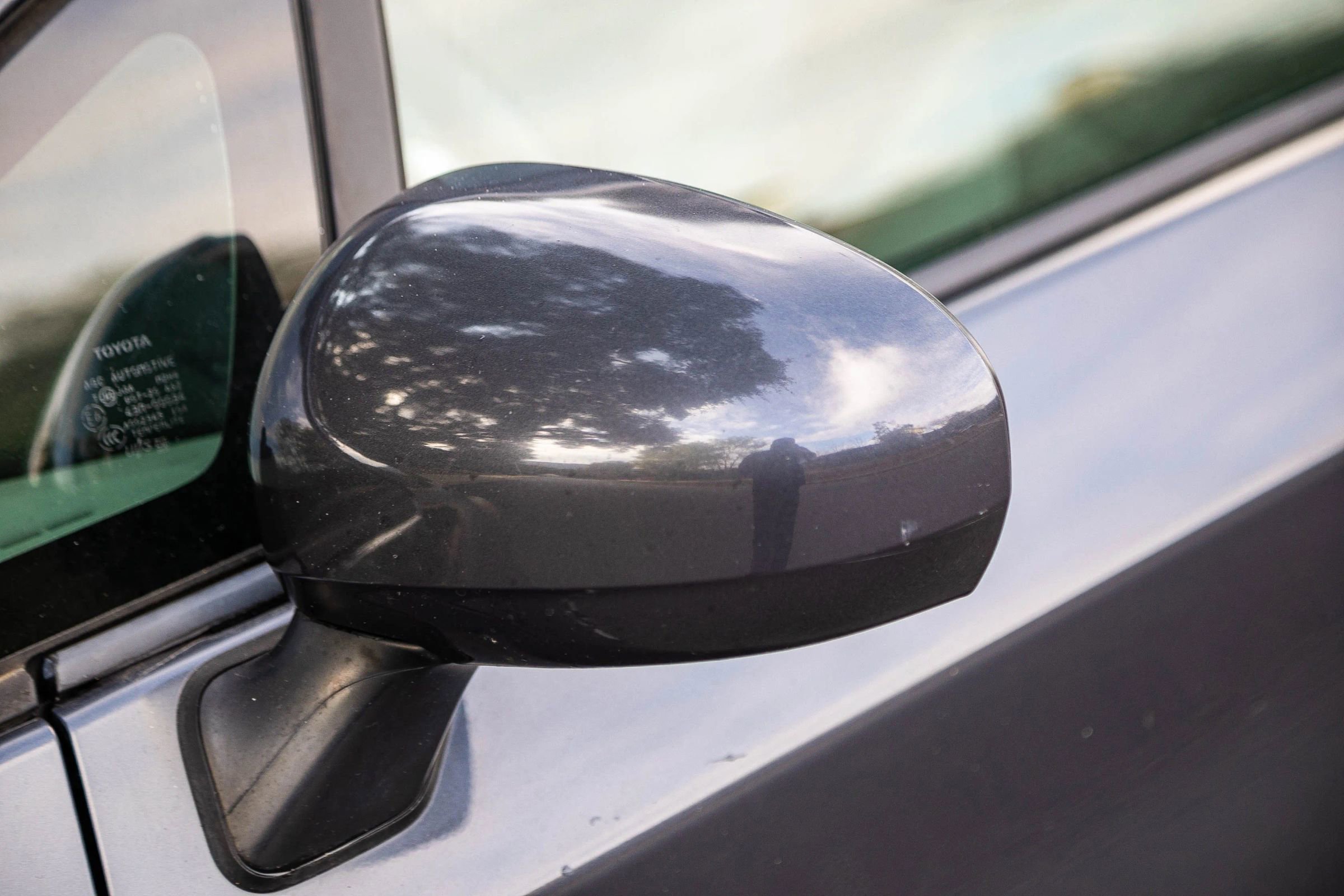 Used 2011 Toyota Prius Four w/ Solar Roof Pkg FWD image 19