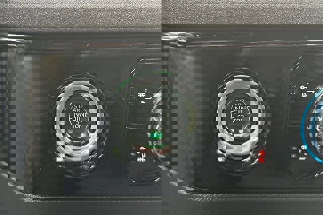 Used 2023 GMC Sierra 1500 Elevation image 25