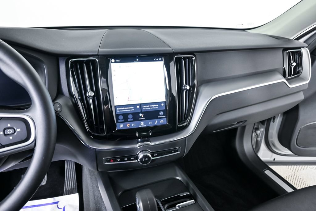 Certified 2024 Volvo XC60 B5 Core w/ Protection Package Premier AWD/4WD image 14