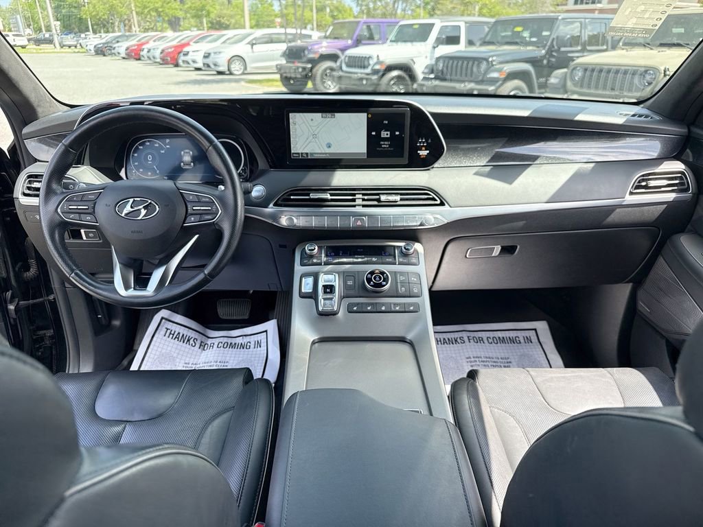 Used 2022 Hyundai Palisade Calligraphy w/ Winter Package image 25