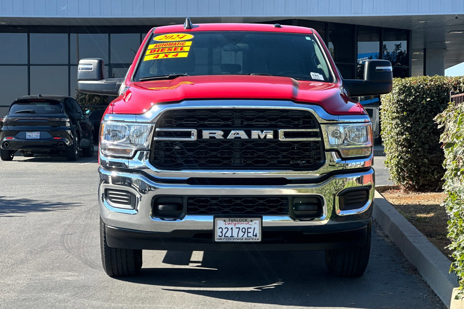 Used 2024 RAM 2500 Tradesman w/ Chrome Appearance Group image 10