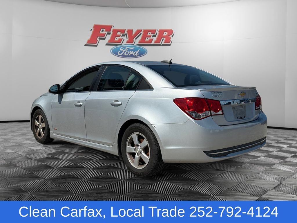Used 2015 Chevrolet Cruze LT w/ Sun And Sound Package FWD image 3