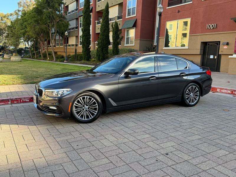 Used 2017 BMW 530i RWD image 3