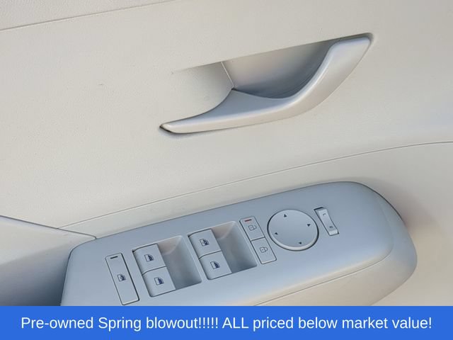 Used 2024 Hyundai Kona SEL AWD/4WD image 21