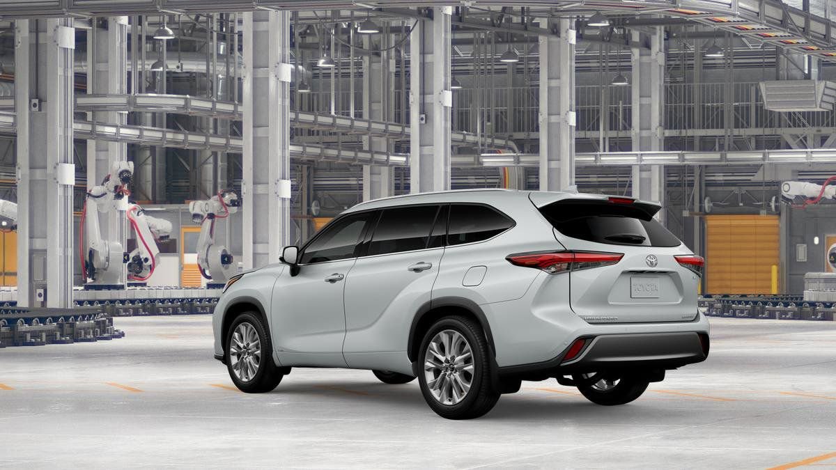 New 2026 Toyota Highlander Limited image 6