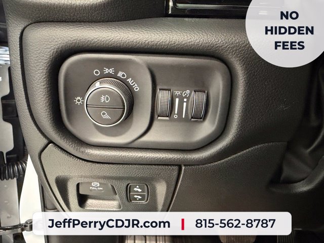 New 2026 RAM 1500 Laramie AWD/4WD image 11