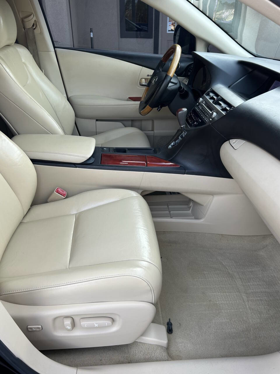 Used 2012 Lexus RX 350 FWD image 16