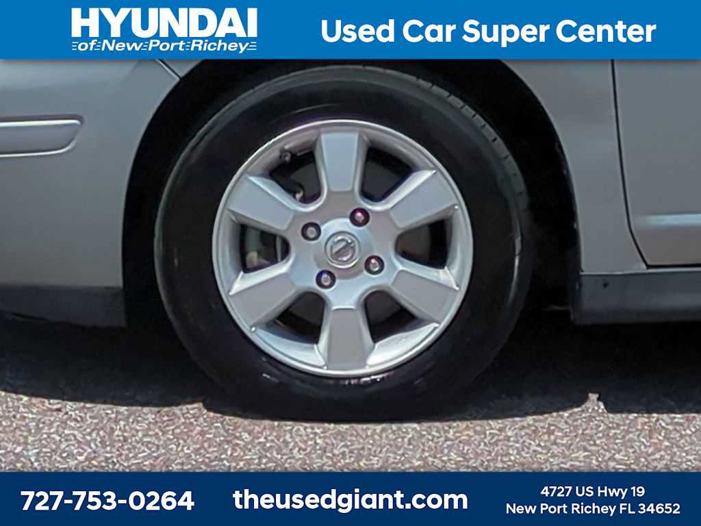 Used 2011 Nissan Versa Sedan FWD image 10