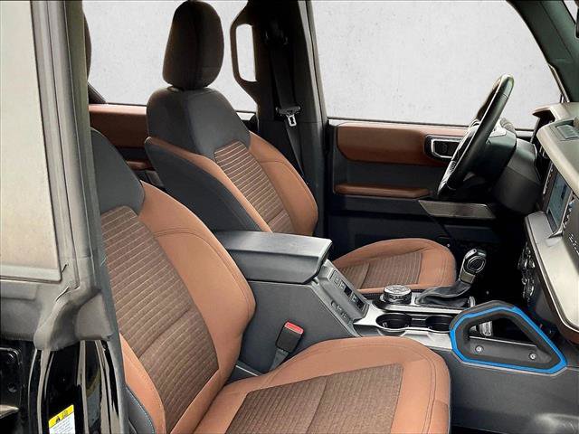 Used 2023 Ford Bronco Outer Banks w/ Sasquatch Package AWD/4WD image 9
