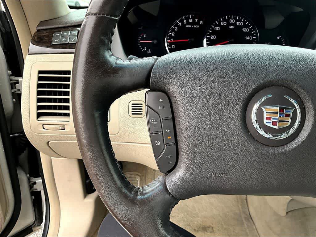 Used 2008 Cadillac DTS FWD image 13