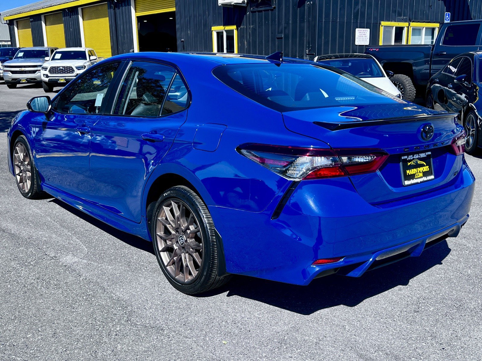 Used 2023 Toyota Camry SE FWD image 7