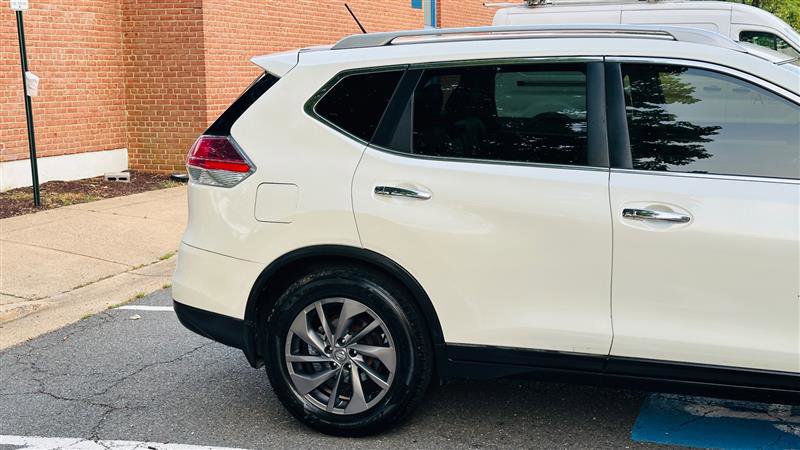 Used 2016 Nissan Rogue SL w/ SL Premium Package image 5