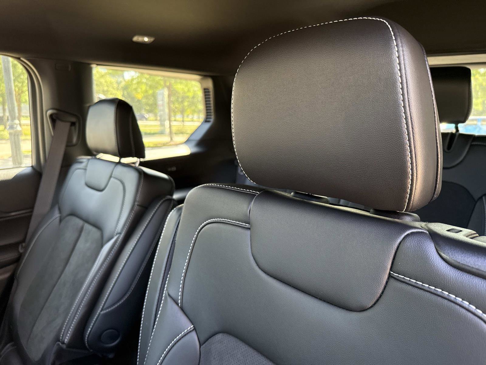 New 2025 Jeep Grand Cherokee L Altitude image 13