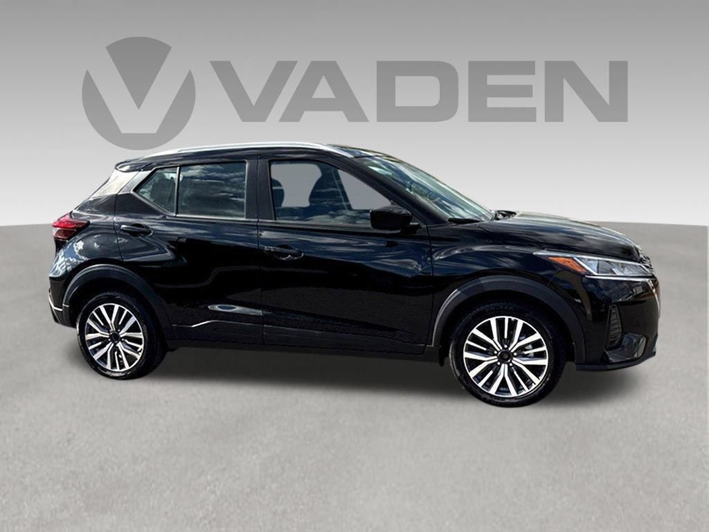 Used 2024 Nissan Kicks SV FWD image 28