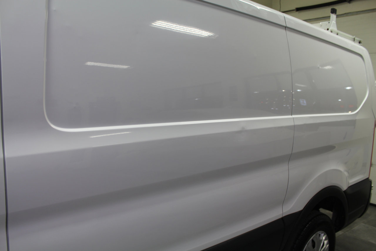 Used 2018 Ford Transit 250 130 Low Roof w/ Exterior Upgrade Package image 32