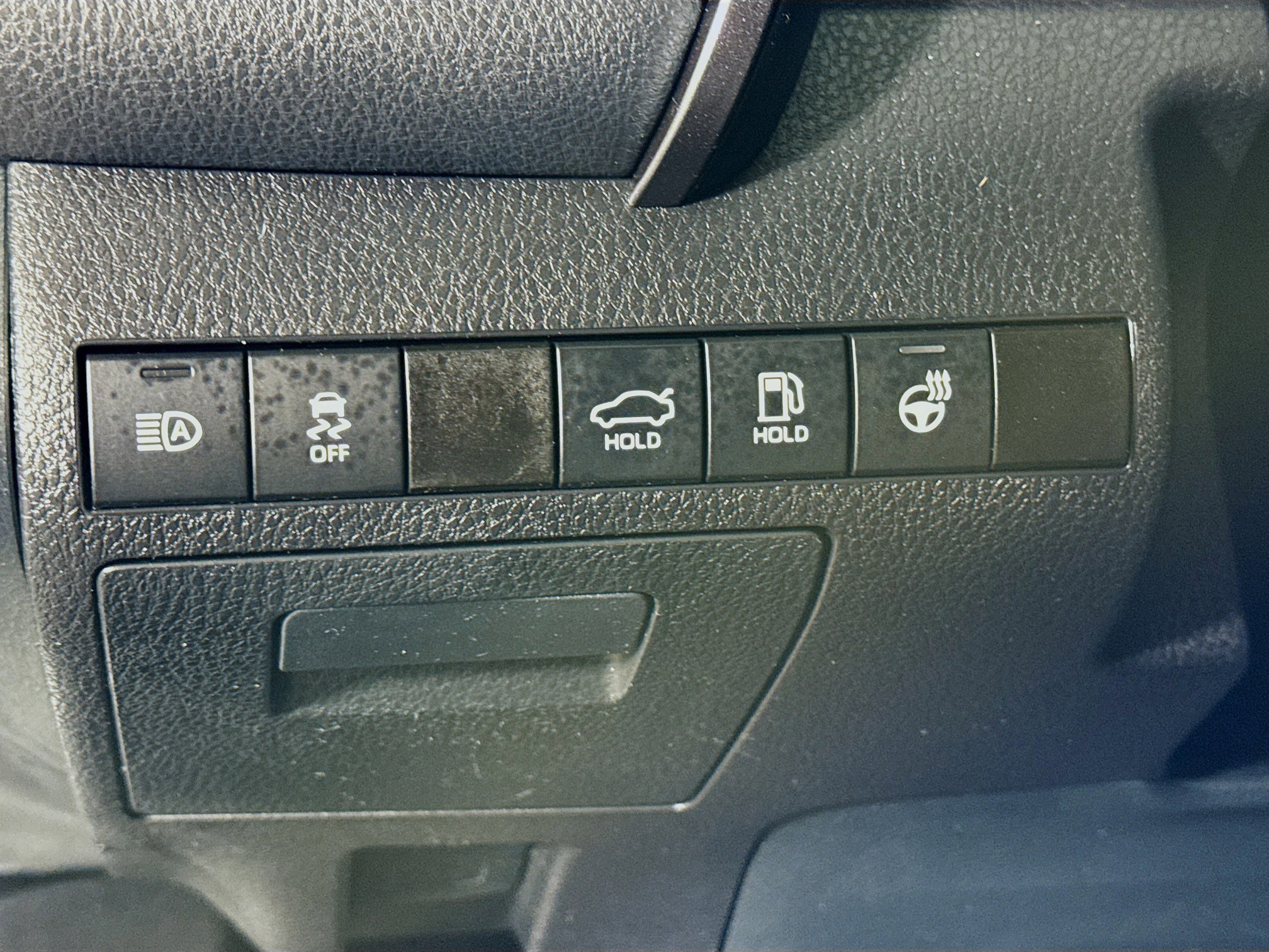 Certified 2023 Toyota Camry SE w/ Cold Weather Package AWD/4WD image 10