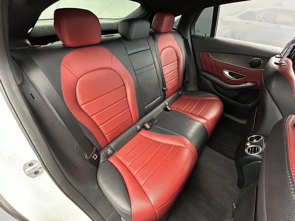 Used 2022 Mercedes-Benz GLC 300 4MATIC Coupe image 50