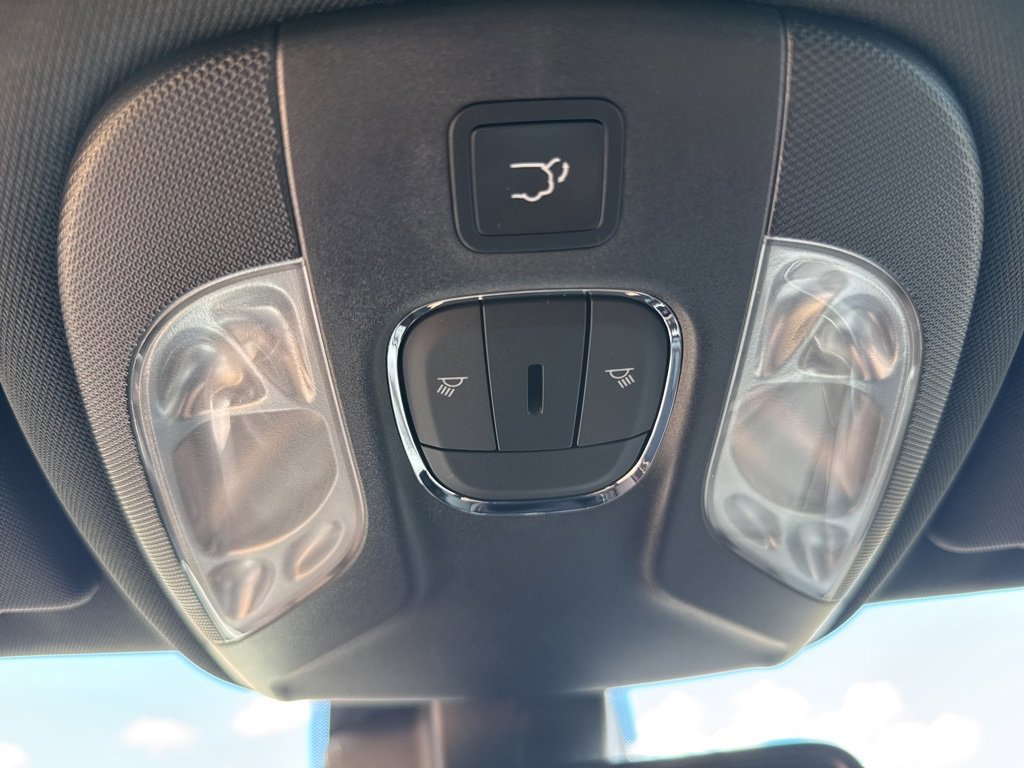 Used 2023 Jeep Compass Latitude w/ Convenience Group image 46