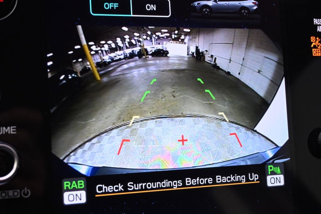 Used 2022 Subaru Outback Limited image 31