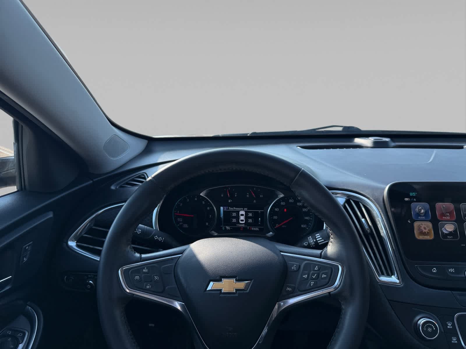 Used 2018 Chevrolet Malibu LT FWD image 14