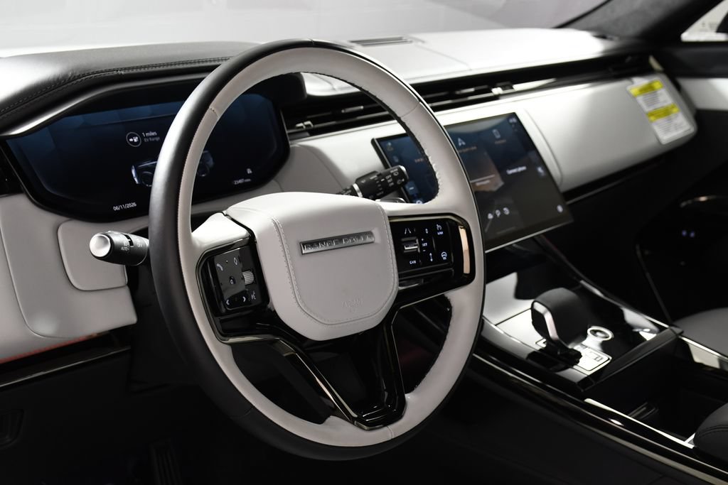 Certified 2025 Land Rover Range Rover Sport Autobiography AWD/4WD image 13