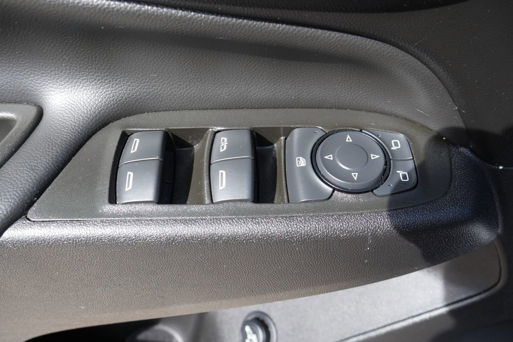 Used 2024 Chevrolet Equinox LT image 30