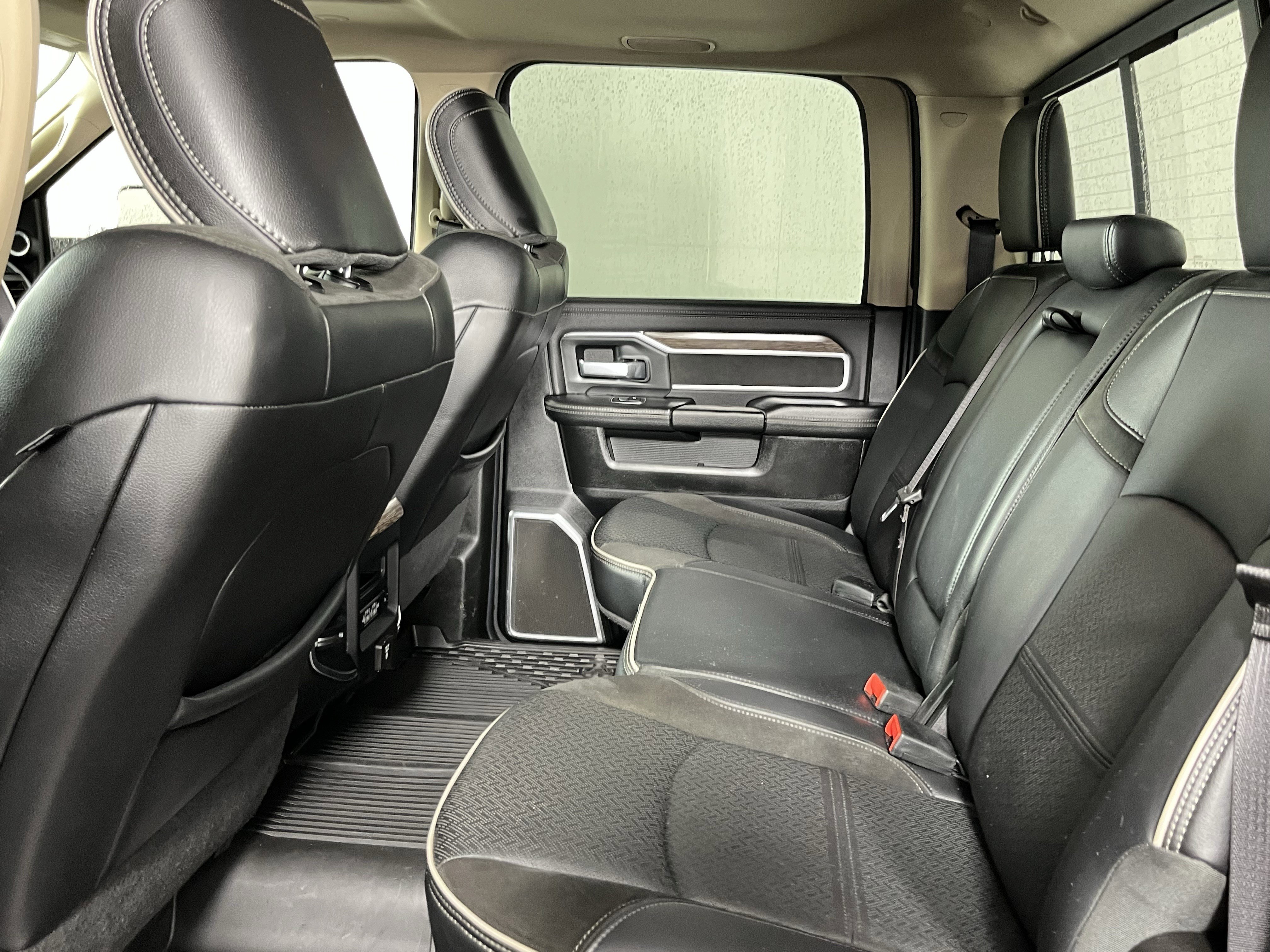 Used 2020 RAM 3500 Laramie image 14