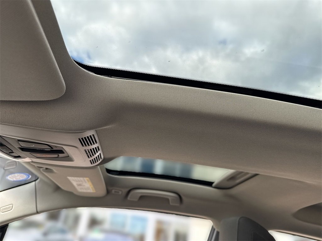 Used 2018 BMW i3 w/ Range Extender image 22