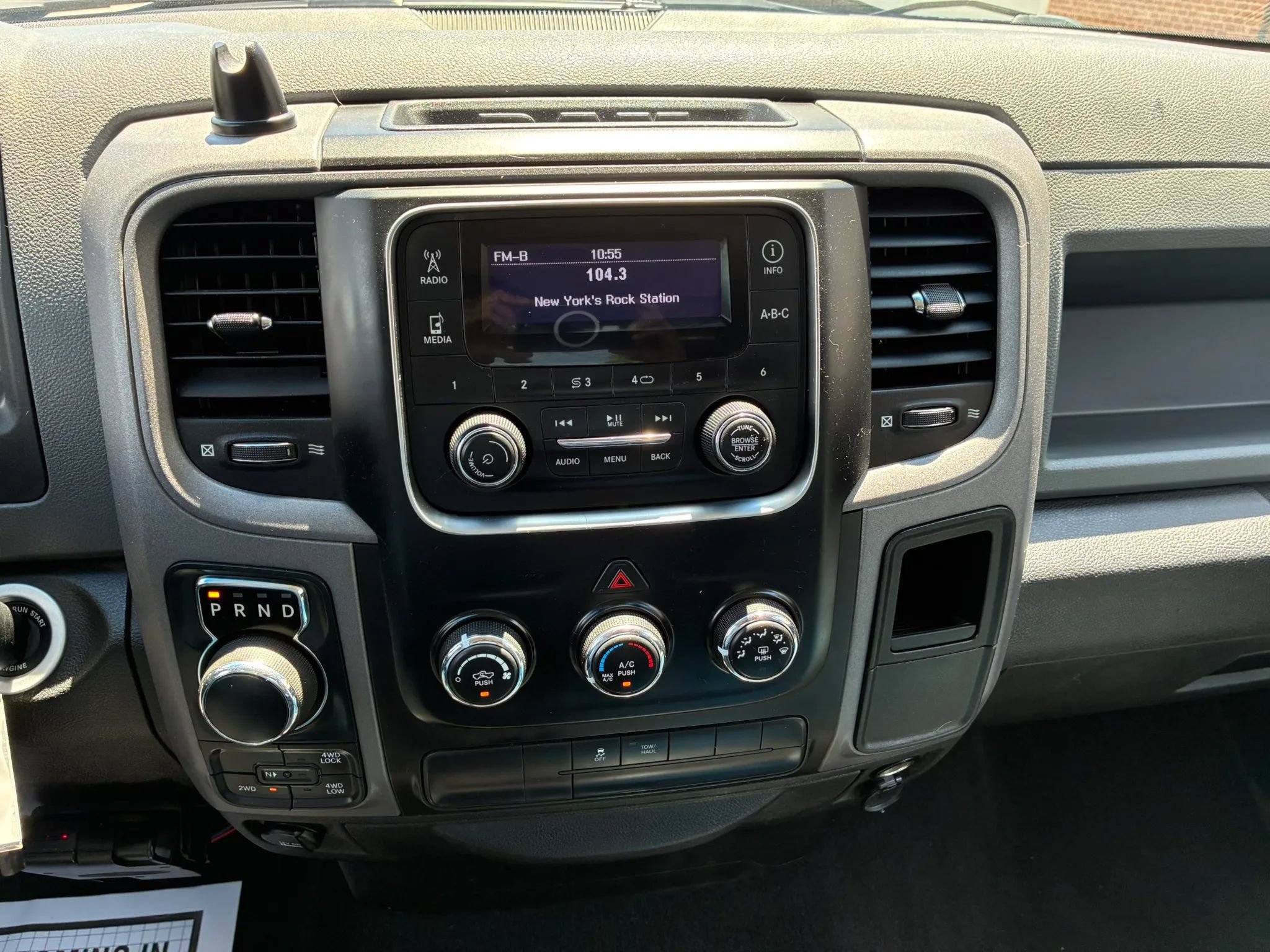 Used 2014 RAM 1500 Express AWD/4WD image 19