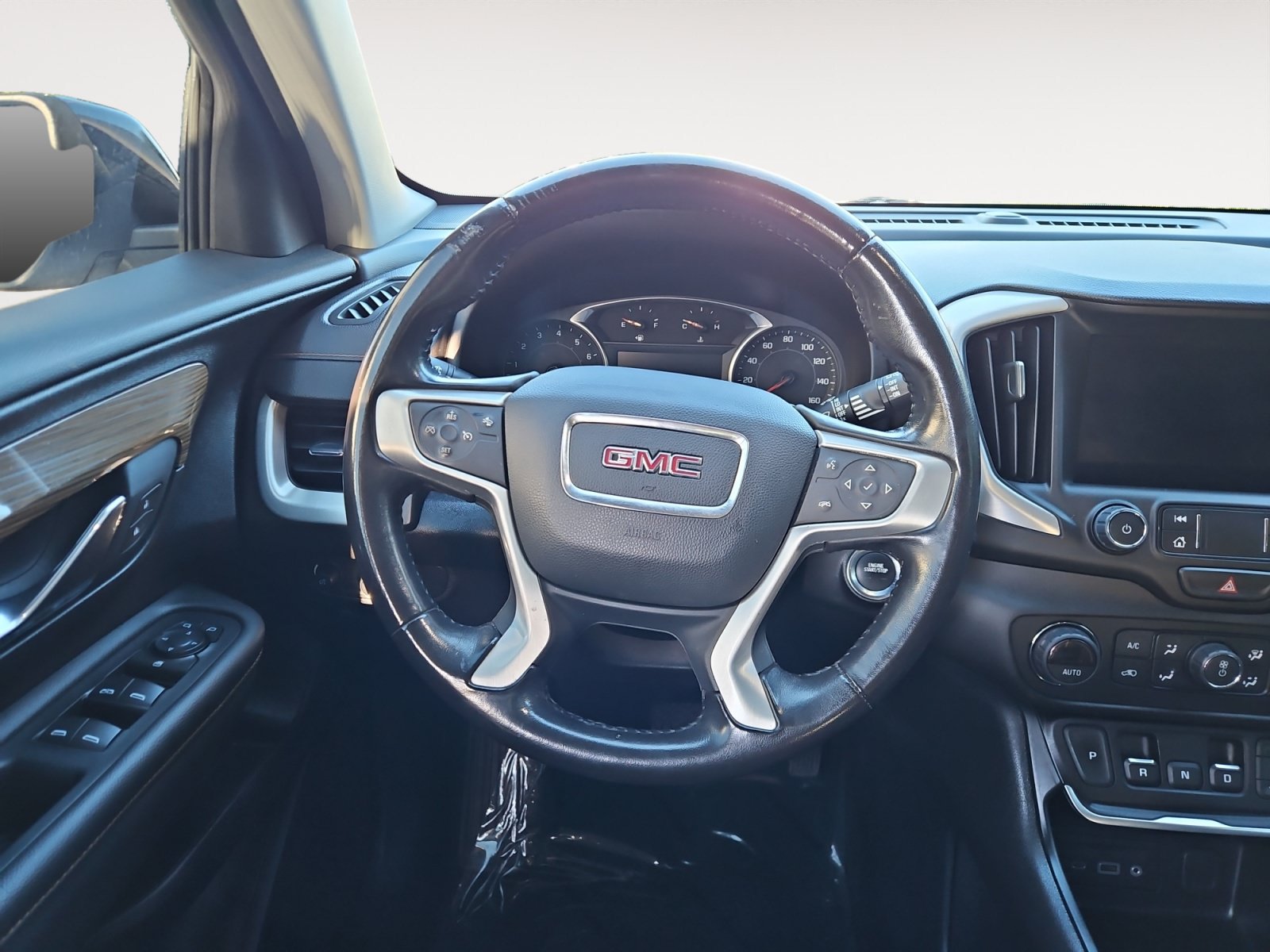 Used 2021 GMC Terrain SLE w/ Driver Convenience Package FWD image 12