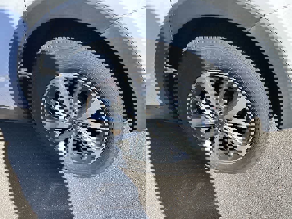 Used 2019 Kia Sorento EX image 12