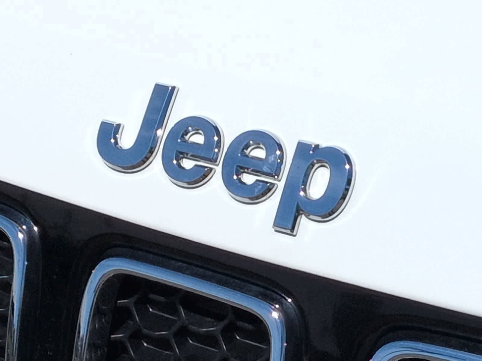 Used 2019 Jeep Compass Limited AWD/4WD image 12