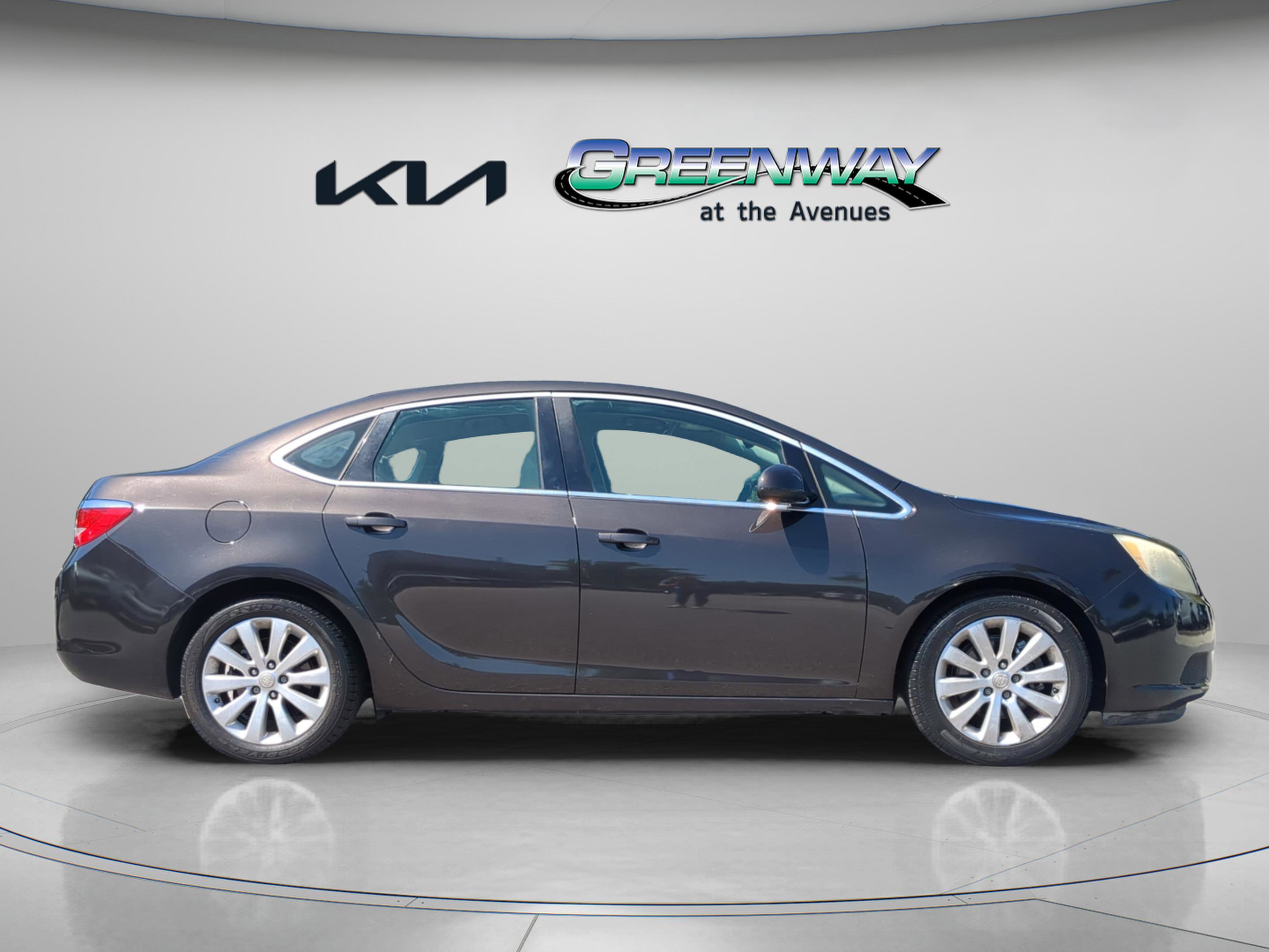 Used 2016 Buick Verano FWD image 6