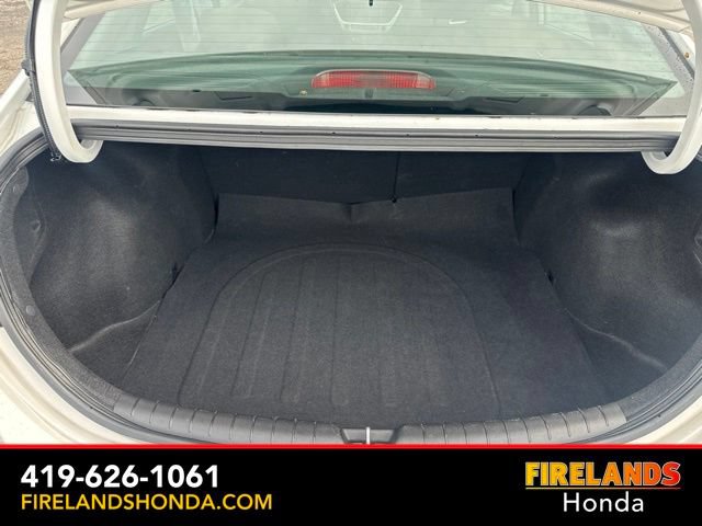Used 2022 Hyundai Accent SEL FWD image 25