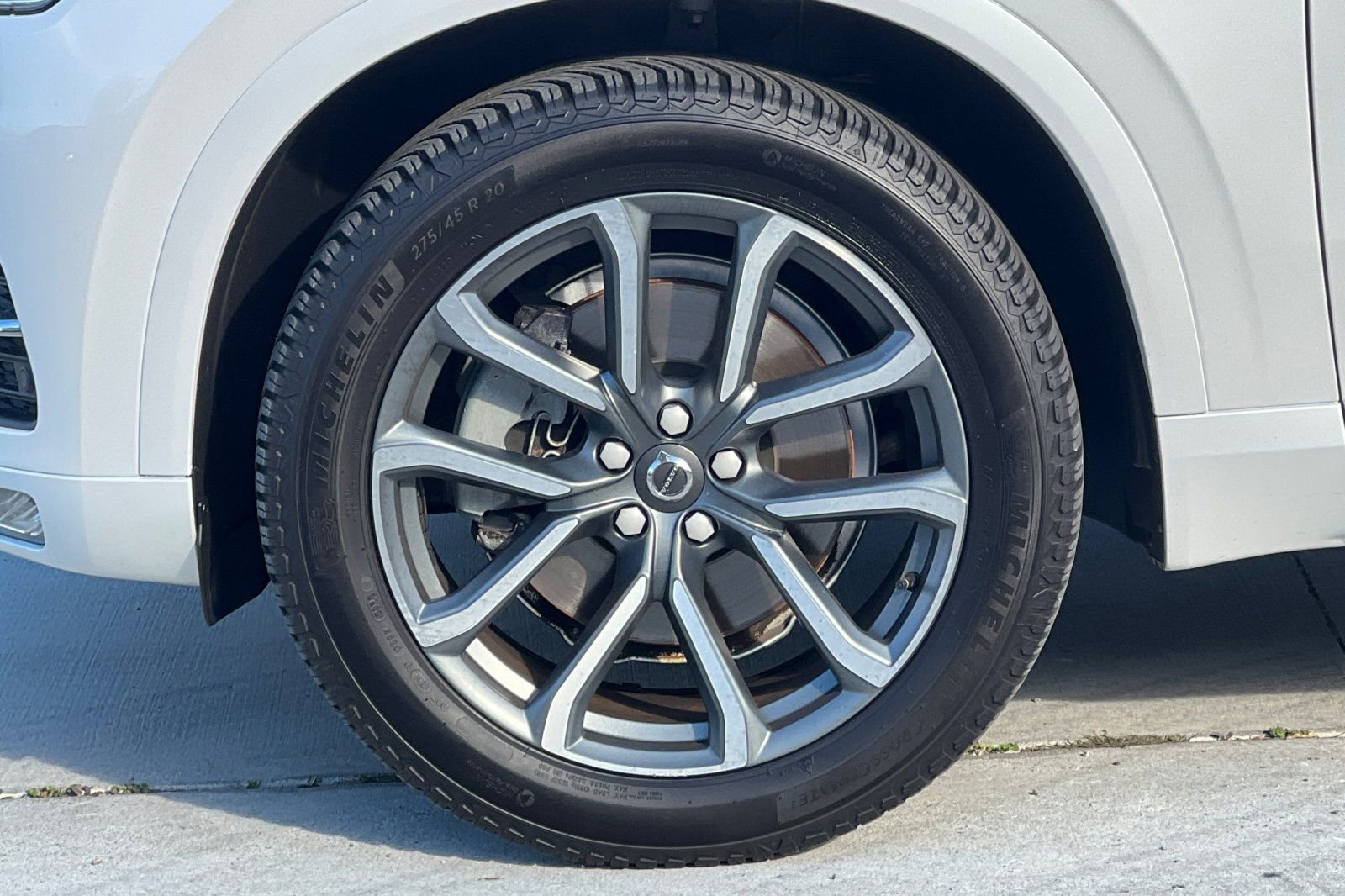 Used 2016 Volvo XC90 T6 Momentum w/ Protection Package Plus image 26