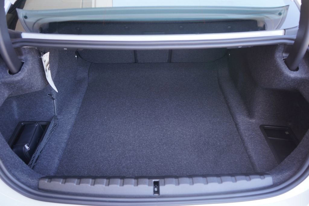 Used 2025 BMW 430i Coupe w/ Convenience Package image 19