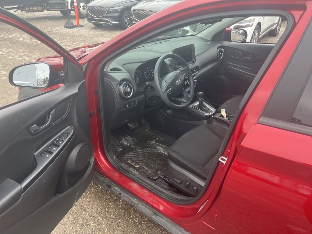 Used 2023 Hyundai Kona SEL image 8