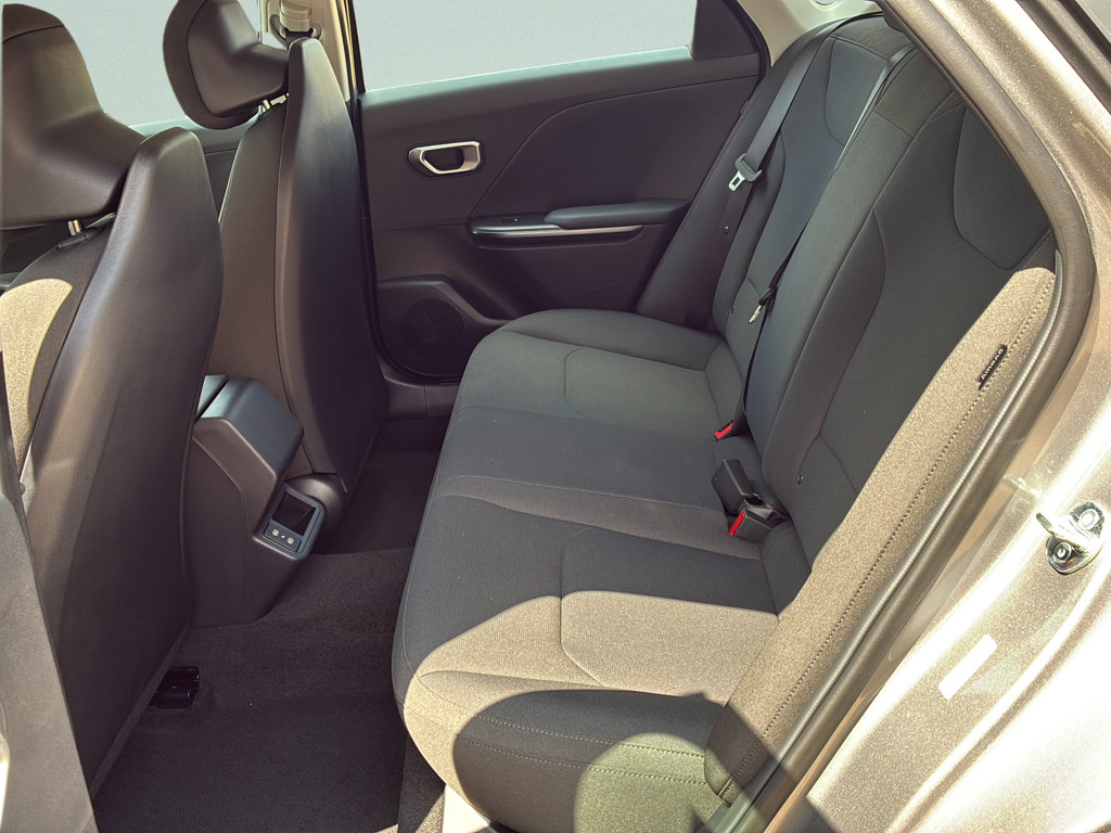 New 2026 Kia K4 FWD image 24