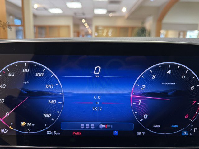 Certified 2025 Mercedes-Benz GLC 300 image 9