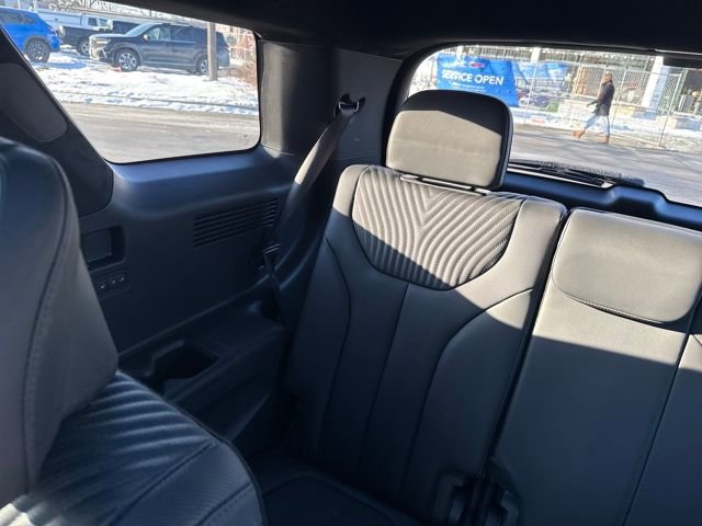 Used 2024 Hyundai Palisade Calligraphy image 24