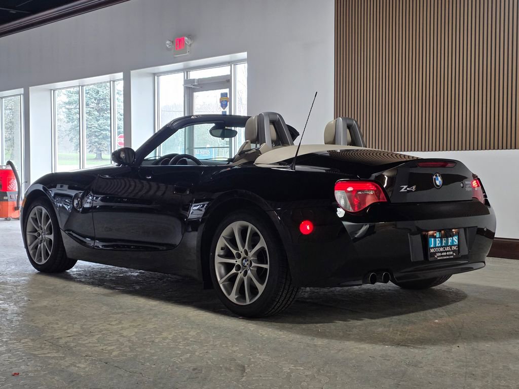 Used 2007 BMW Z4 3.0i image 6