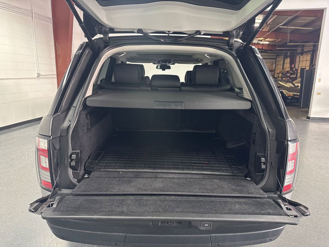 Used 2013 Land Rover Range Rover Supercharged image 21