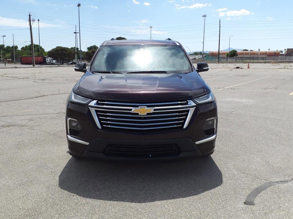 Used 2023 Chevrolet Traverse Premier image 3