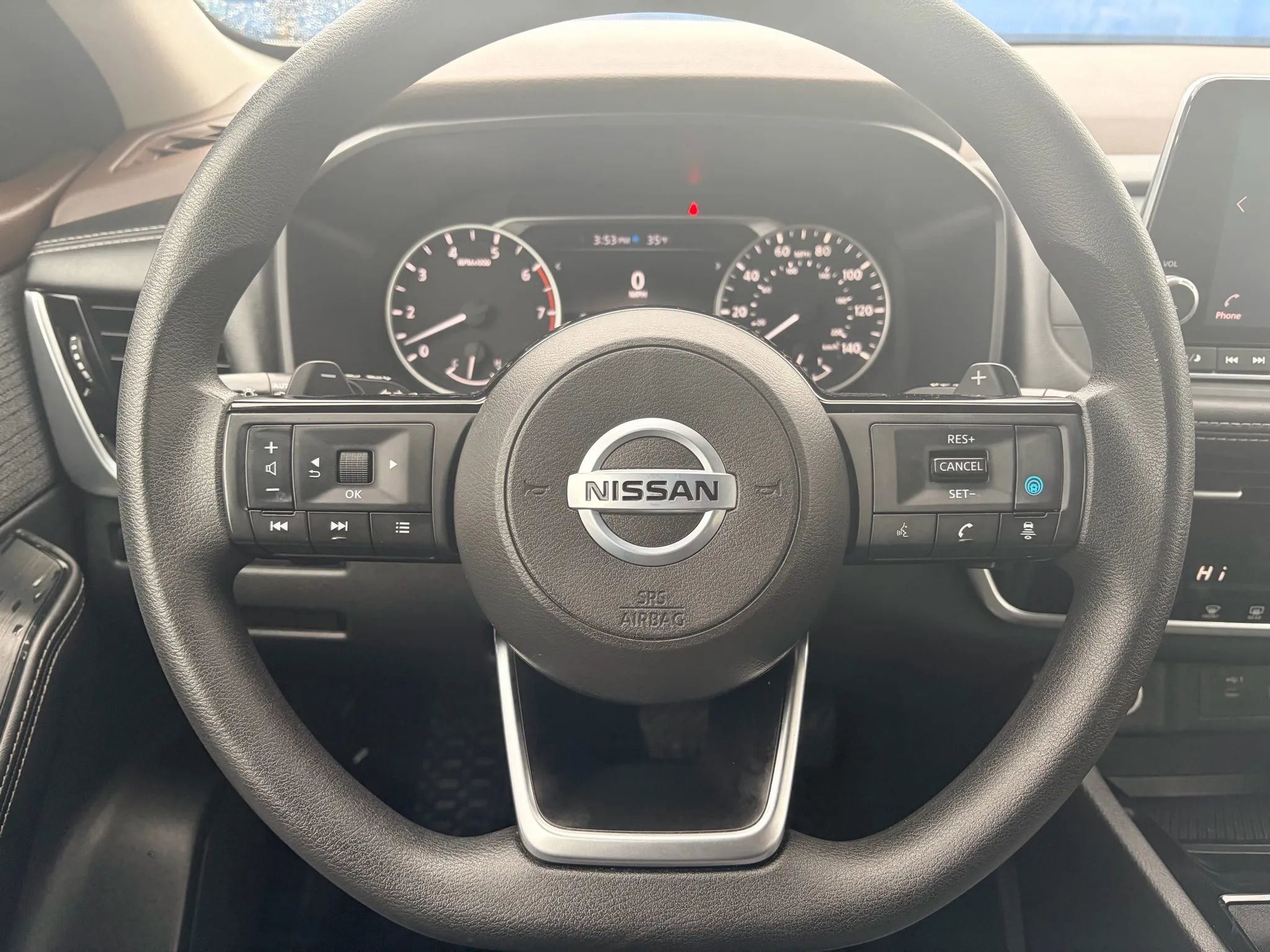 Used 2021 Nissan Rogue SV image 10