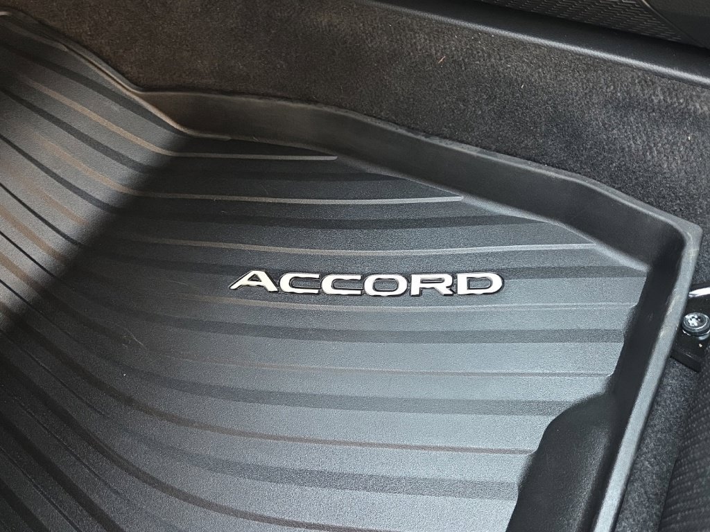 Used 2025 Honda Accord LX image 41