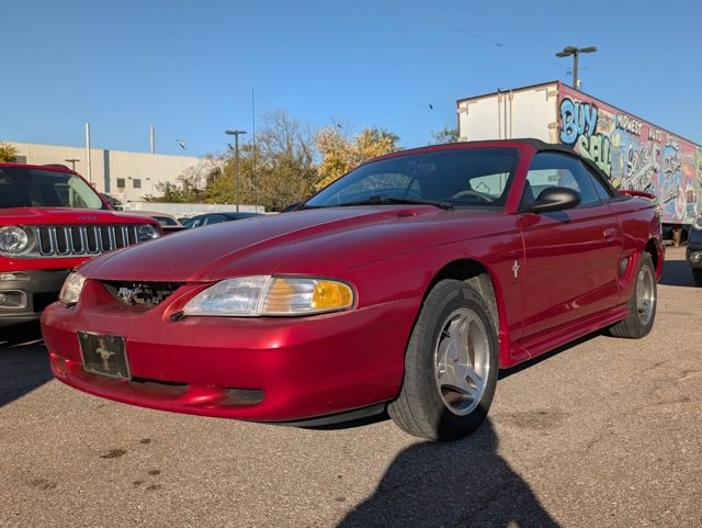 Used 1997 Ford Mustang Convertible image 3