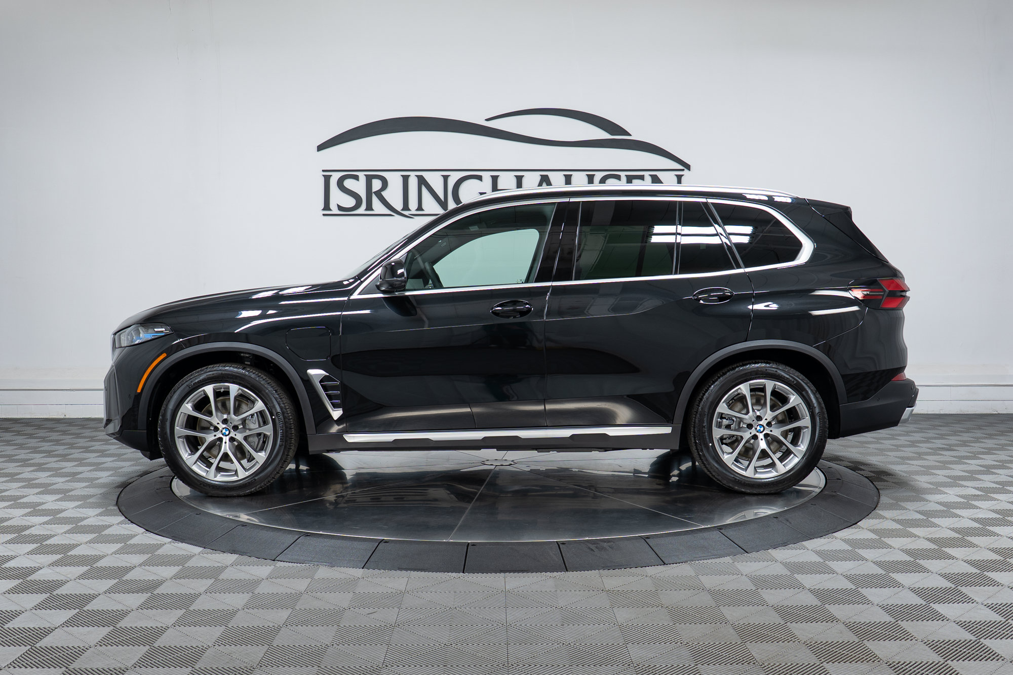 Used 2026 BMW X5 xDrive50e w/ Climate Comfort Package AWD/4WD image 8