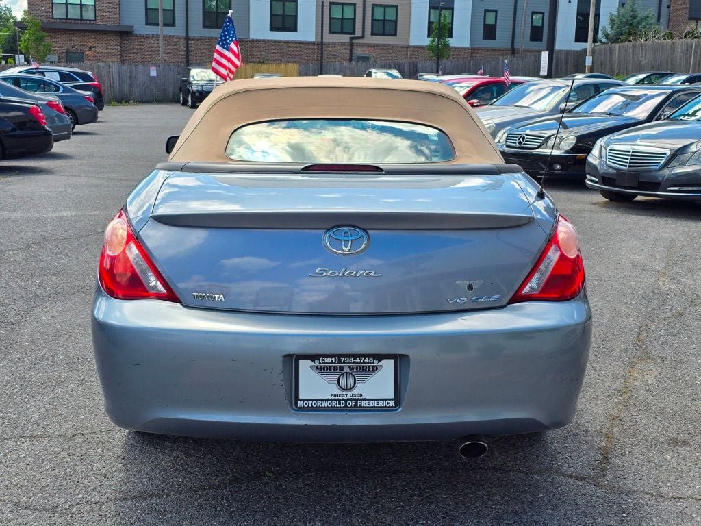 Used 2004 Toyota Solara SE FWD image 5