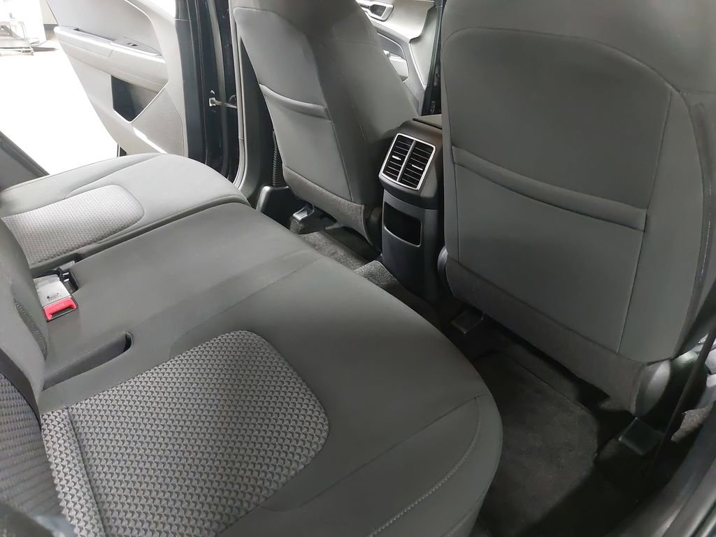Used 2025 Kia Sportage LX image 37