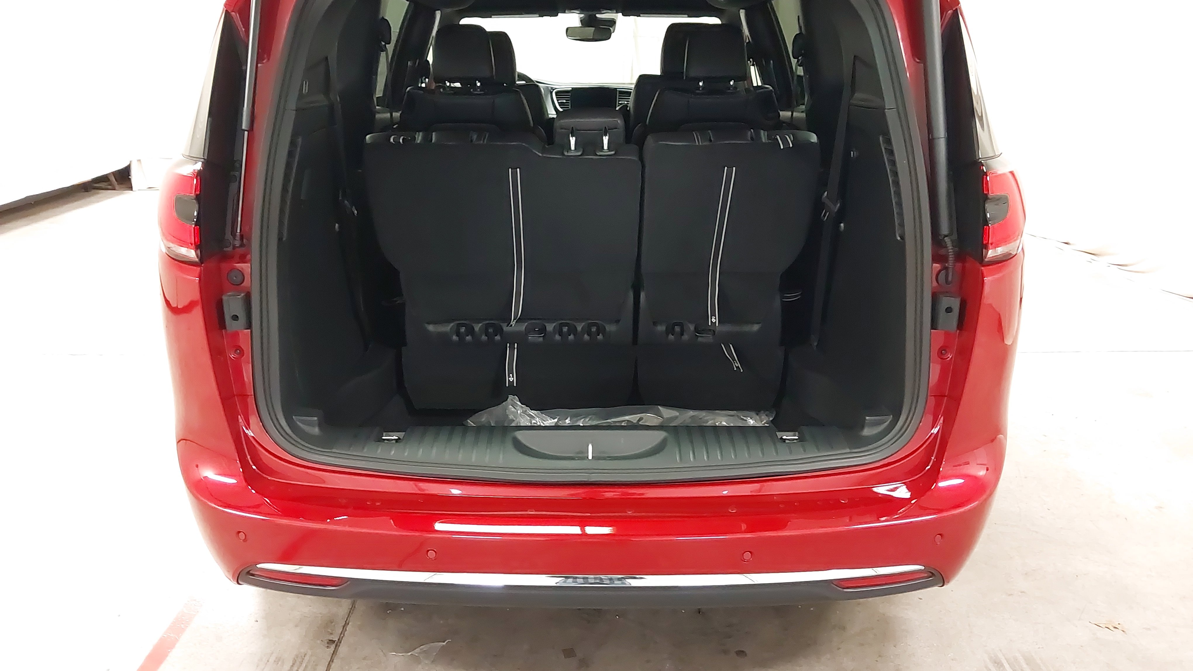 New 2026 Chrysler Pacifica Select FWD image 27